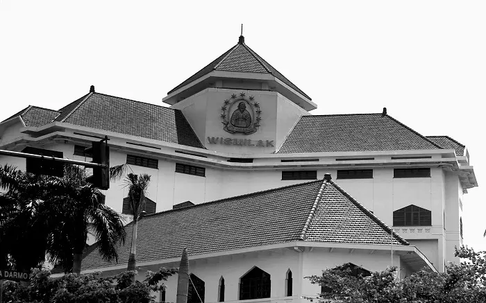 WIIM Cetak Laba Melejit 104,5%, Penjualan Tembus Rp3,2T di Semester I-2026